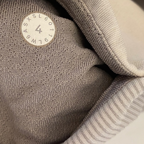 Lululemon || Wunder Under Crop 23" Ribbed in Washed French Clay Gray Beige 4 - Picture 6 of 11